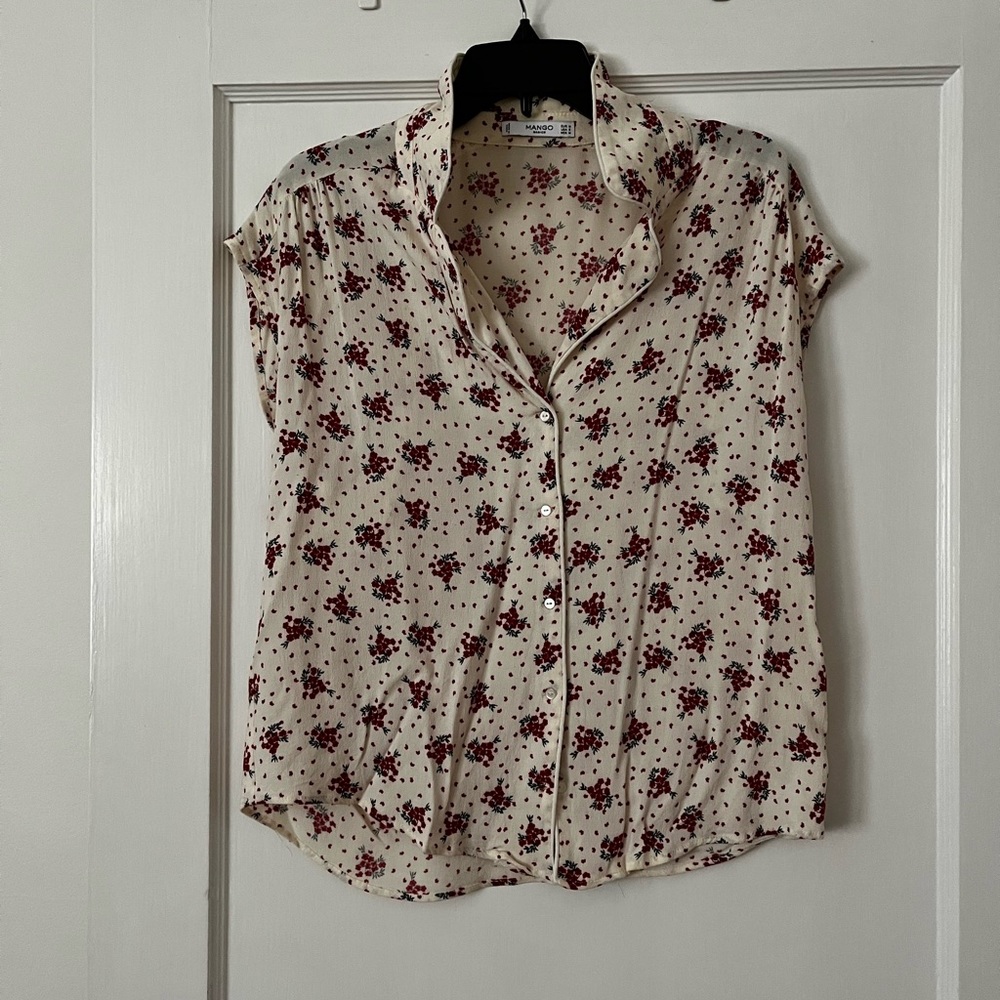 MANGO | caps leave floral blouse